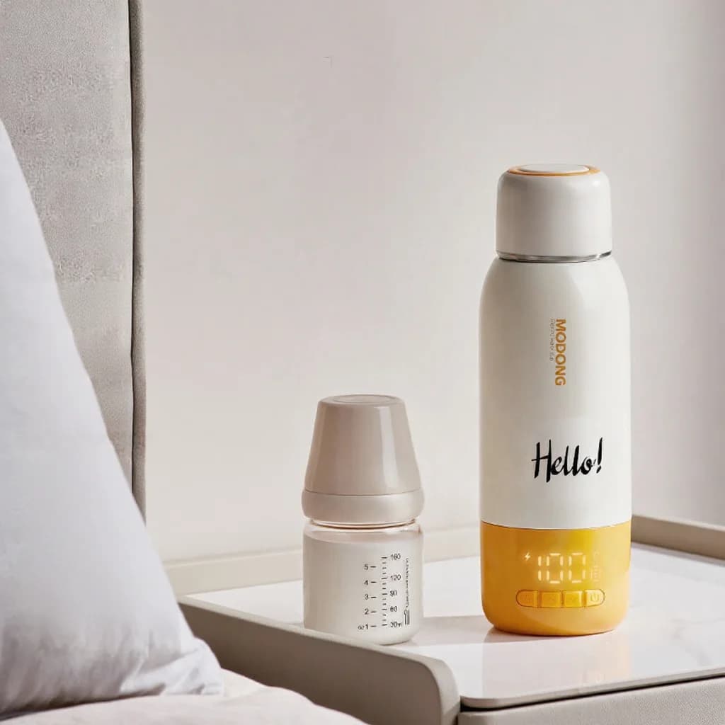 Přenosný ohřívací hrnek na kojeneckou výživu 550 ml Ultra, vaření ze zásuvky + bezdrátové udržování teploty