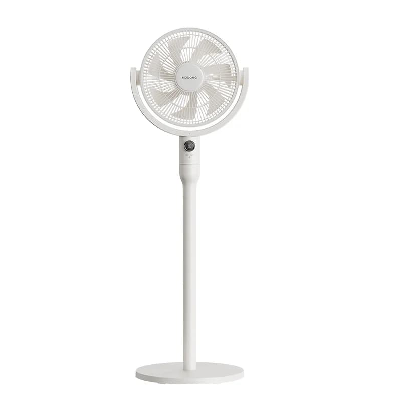 Stolní cirkulační ventilátor s ovládáním hlasem a oscilací