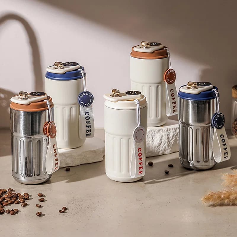 450ml termohřnek s displejem teploty