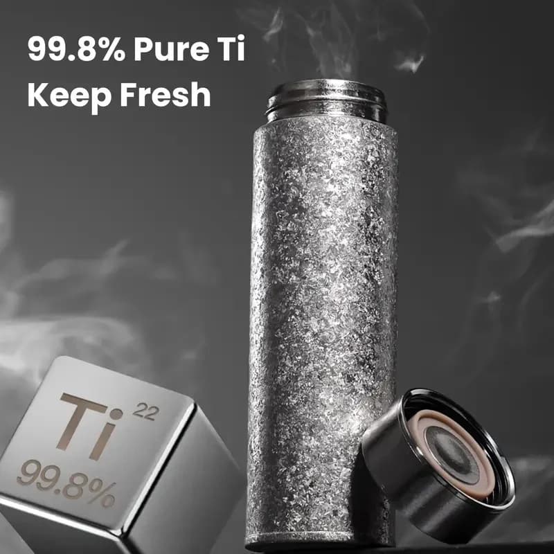 500ml termohrnek z čistého titanu