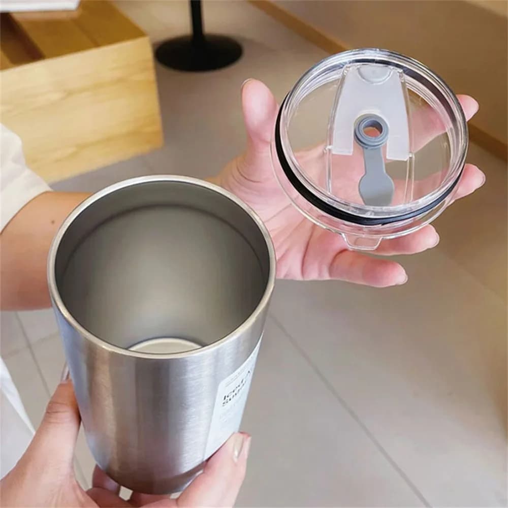 600ml termohrnek se slámkou
